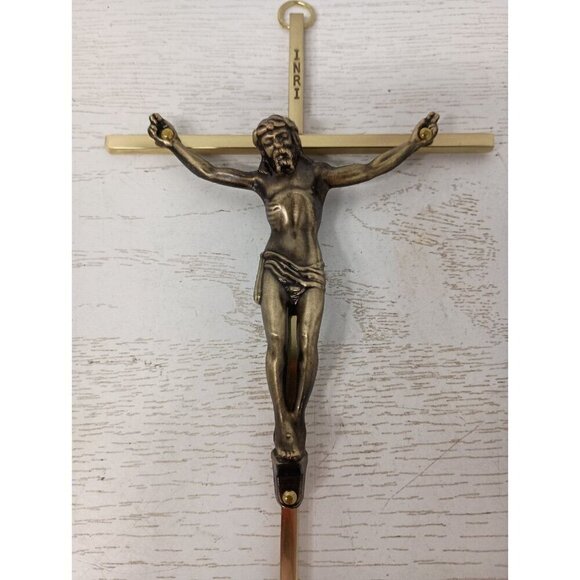 VTG Brass Metal Inri Crucifix Cross w/ Jesus Christ Religious Wall Hanging Decor - Picture 2 of 7